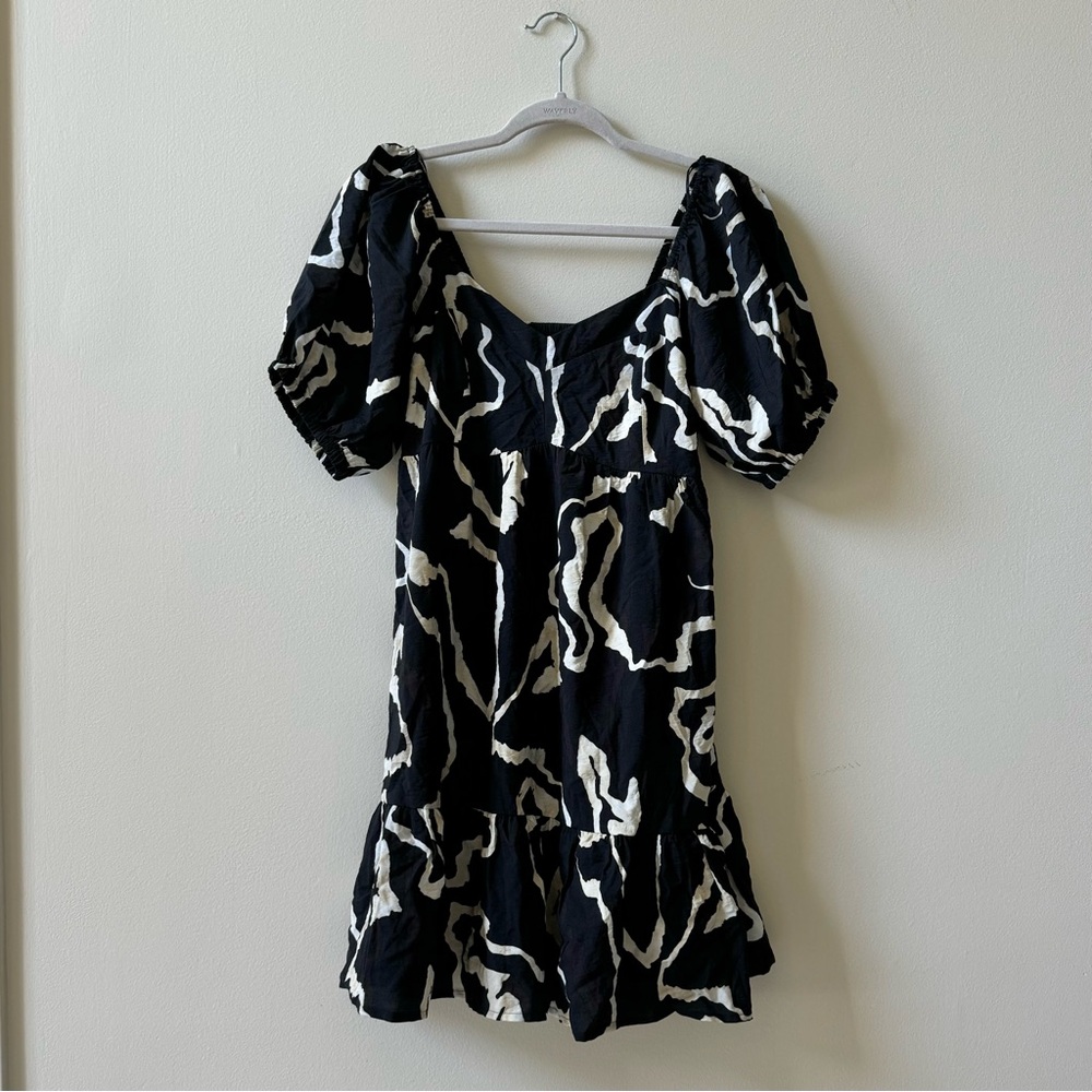 Nine West | Size M | Black and White Mini Dress NWT!